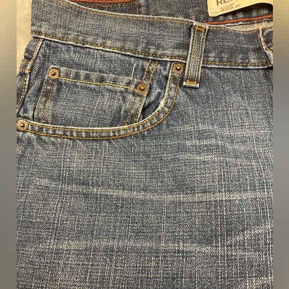 Levi’s Men’s 505 Jeans 34x30 - Picture 4 of 6